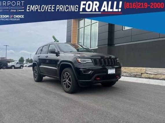JEEP GRAND CHEROKEE 2018 1C4RJFLGXJC411020 image